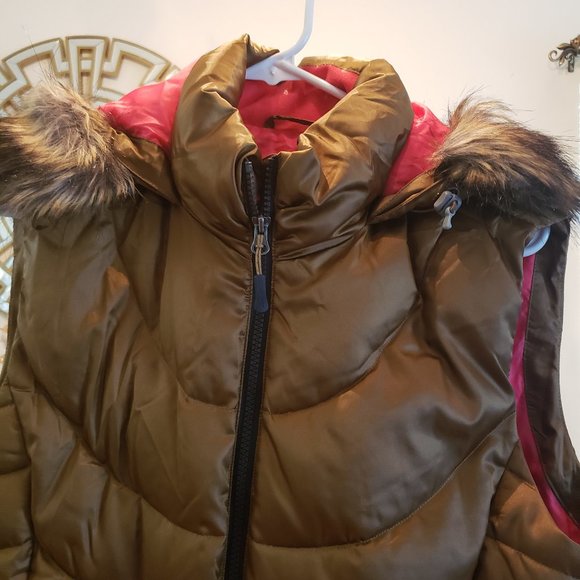 Eddie Bauer Vest - Picture 1 of 9